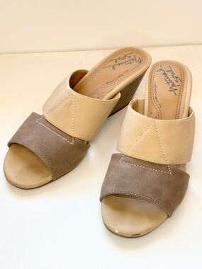 Natural Soul Dedee Wedge Sandals Women Size 10 Tan Beige Comfort Slide